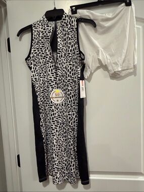 Tail Black and White Printed Sleeveless Mini Golf Dress